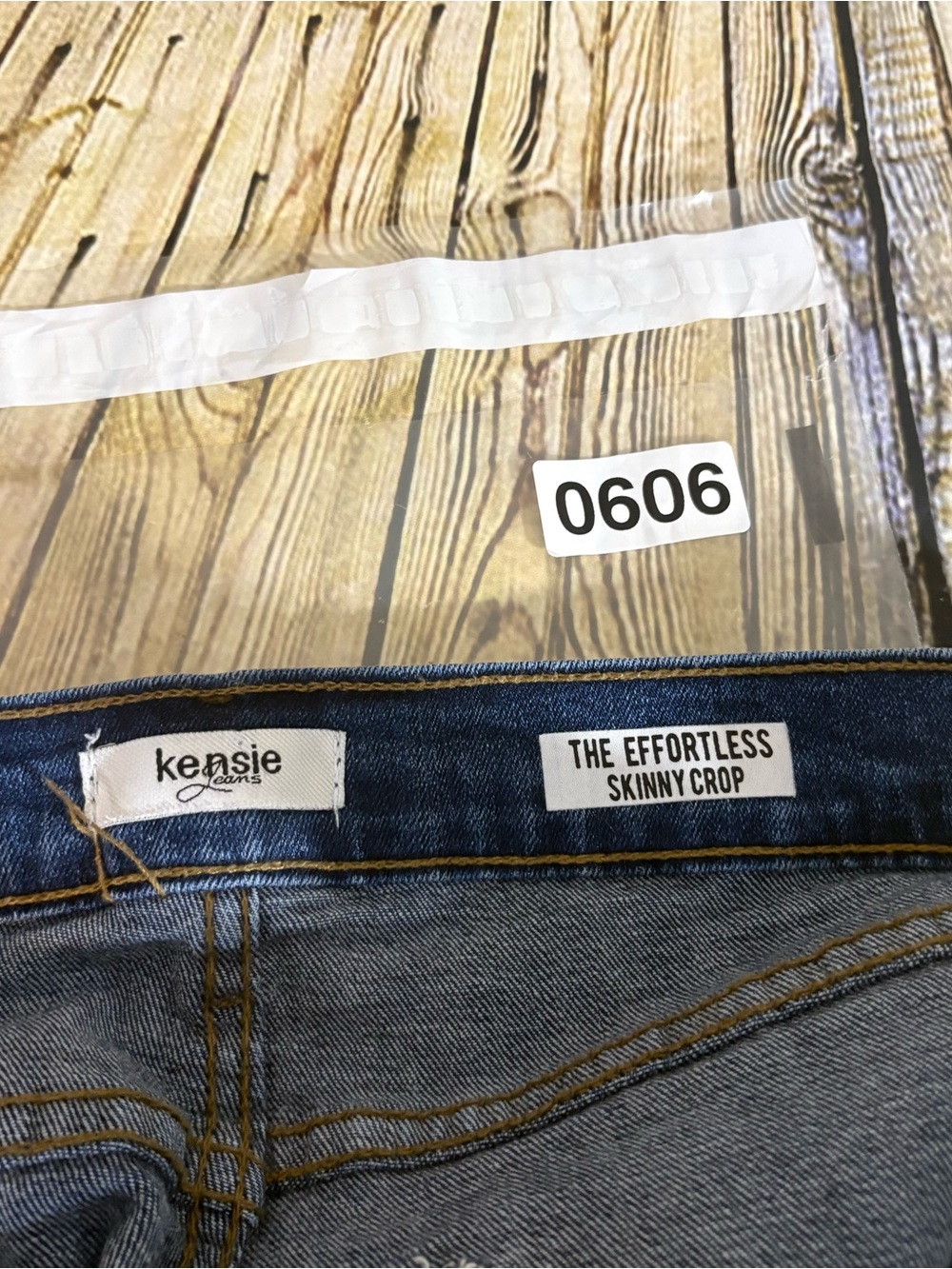 Kensie Jeans Women’s 10 Blue The Effortless Skinny Crop - Picture 10 of 10